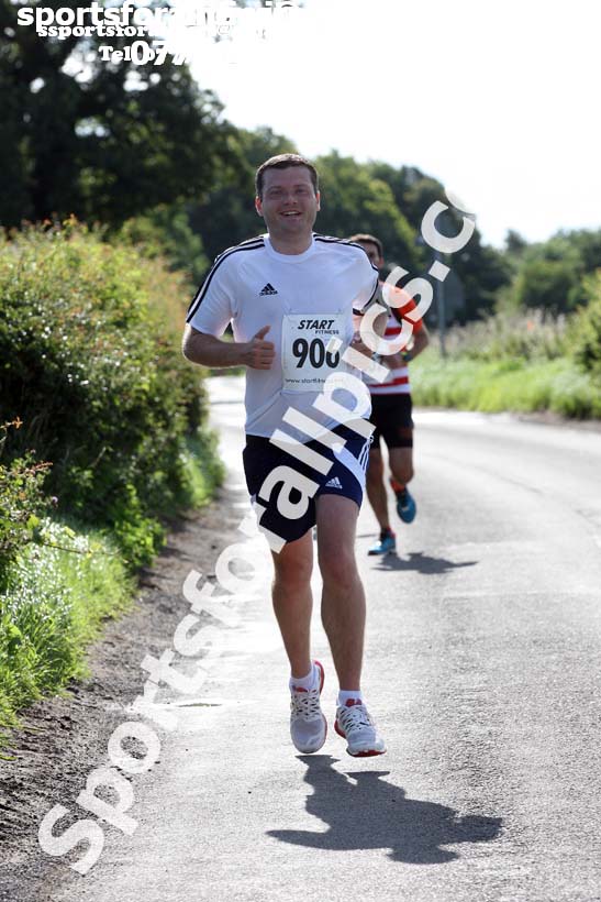 Hexham Half Marathon. Photo: David T. Hewitson/Sports for All Pics